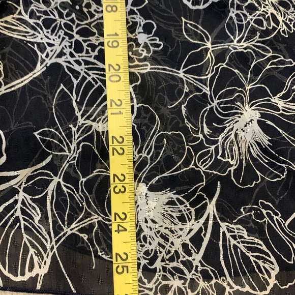 EMORY PARK Blue & White Floral Open Front Tie Cardigan-Style Top - Picture 15 of 16